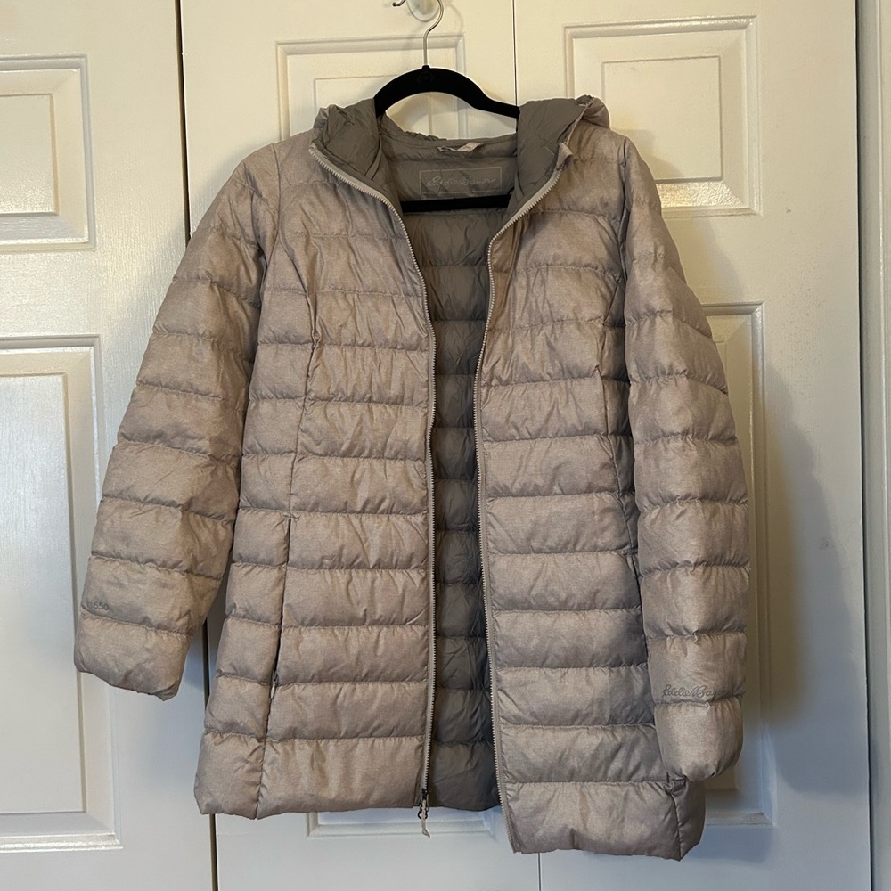 Eddie Bauer Beige Puffer Jacket with Hood and Quilted Design